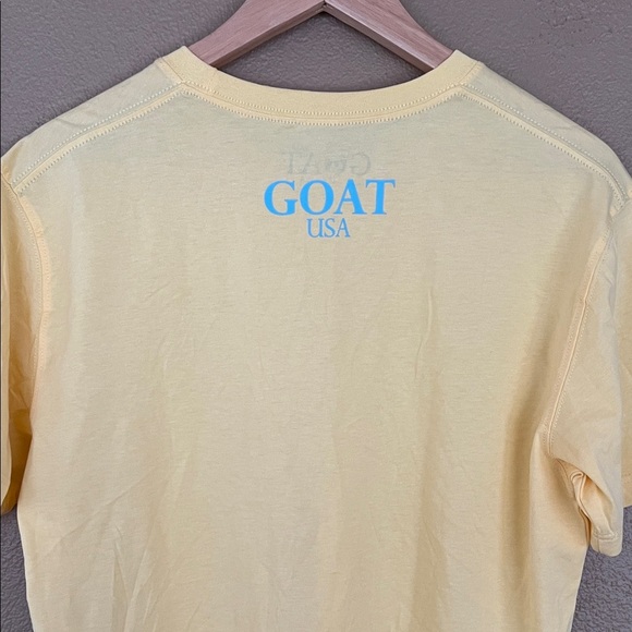 GOAT USA Medium Yellow Short Sleeve Tee with Blue Graphic - Picture 3 of 3